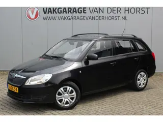 Škoda Fabia Combi 1.2-86pk TSI Arctic. Zeer praktische station met een riante kofferruimte ! Airco, 