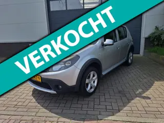 Dacia Sandero | 1.6 Stepway | Lage km stand | Airco |
