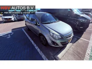 Opel Corsa 1.4-16V Design Edition navi LM airco org NL