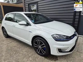 Volkswagen Golf 1.4 TSI GTE *Trekhaak, SOH 77,95%, 17 Inch*
