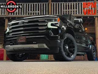 Chevrolet Silverado USA High Country 6.2 V8 420 PK uit voorraad leverbaar BPM VRIJ .
