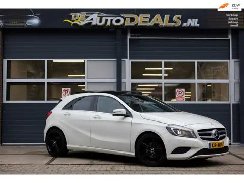 Mercedes-Benz A-klasse 180 AMG PANO/LEER/PDC/NAVI