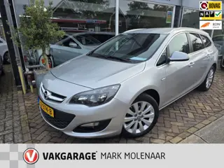 Opel Astra Sports Tourer 1.4 Turbo Blitz