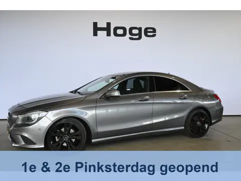 Mercedes-Benz CLA-Klasse 180 Ambition Automaat Nap! Cruise Airco Bi-Xenon Navigatie PDC Inruil Mogel