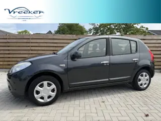 Dacia Sandero 1.2 Lauréate Airco l nieuwe apk