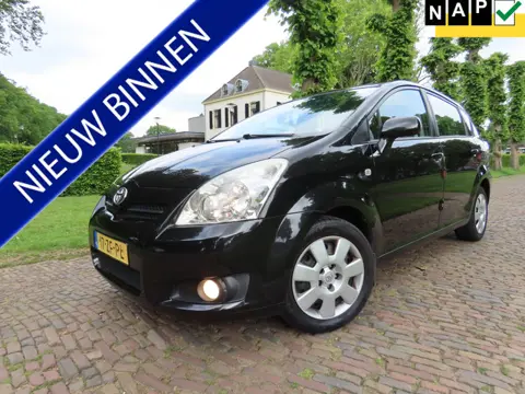 Toyota Verso 1.8 VVT-i Sol Ecc Cruisecontrol Stuurbekrachtiging Pdc LM Velgen***Apk t/m 11-6-2027***