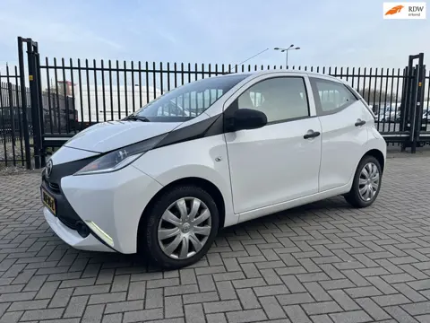 Toyota Aygo 1.0 VVT-i x Airco Xenon Bluetooth APK Nieuw