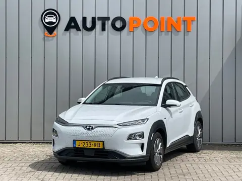 Hyundai Kona EV Comfort 64 kWh FASE 3 SOH 100 % DEALER OND