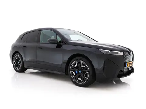 BMW iX xDrive40 High Executive 77 kWh [ 3-Fase ] (INCL-BTW) *PANO | HEAD-UP | SOFT-CLOSE | LEATHER |
