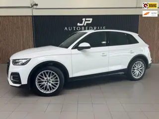 Audi Q5 50 TFSI e S-LINE|AUTOMAAT|CRUISE|20INCH|APPLECARPLAY|TREKHAAK|STOELVERWARMING|