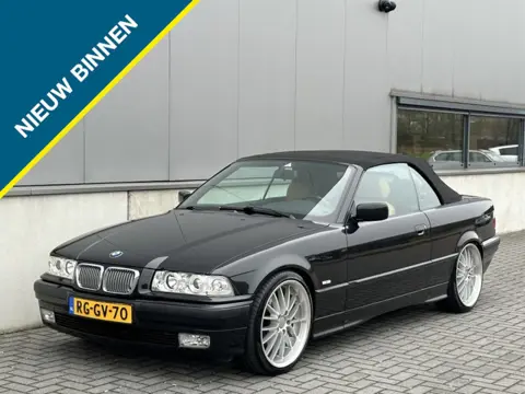 BMW 3-serie Cabrio 318i Executive | Origineel NL | 2de Eigenaar