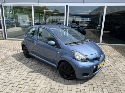Toyota Aygo 1.0-12V Access airco (bj 2009)