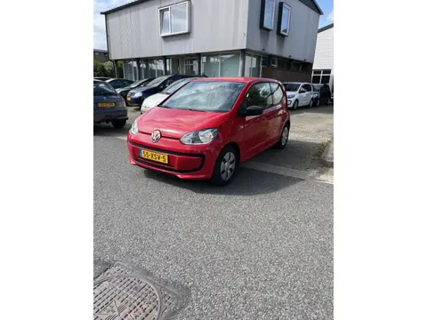 Volkswagen up! 1.0 move up! BlueMotion Airco. Goed rijdende en nette auto. Prijs is inclusief nieuwe