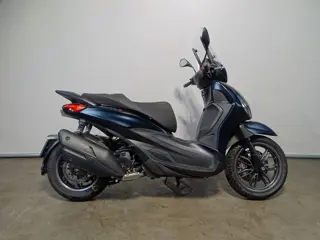 Piaggio BEVERLY 400 S (bj 2021)