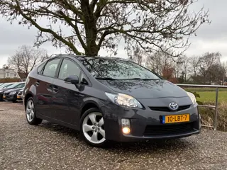 Toyota Prius 1.8 Dynamic | Navi + Clima + Cruise nu €5.975,-!!