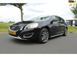 Volvo V60 2.0T Momentum