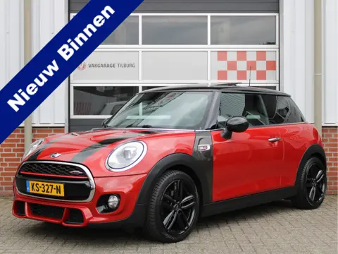 MINI Mini 1.5 Cooper Serious Business JCW /NAVI/Panoramadak/PDC/Carbon/Keyless/LED/Climate/Cruise co