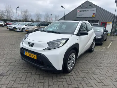Toyota Aygo X 1.0 VVT-i MT Play 5drs carplay/camera