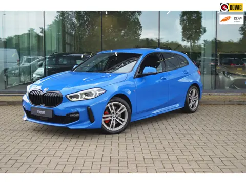 BMW 1-serie 118i Executive | M-sport | Automaat | Leder | Acc | Navi | Sfeer