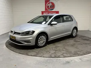 Volkswagen Golf 1.0 TSI Trendline, Clima, Cruise, Navi, Blue tooth, All season, Sensoren v en a, Iso