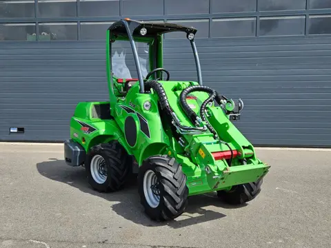 Avant 528 TDL+ mini-shovel (bj 2024)