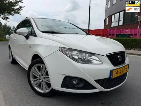 Seat Ibiza SC 1.4 Style BJ 2010 CLIMA/PANO/CRUISE/SPORTVELGEN/ ZEER NETJES !!!
