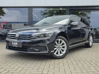 Volkswagen Passat Variant 1.4 TSI PHEV GTE Business + DIG DASH + MASSAGE + CAMERA + LED
