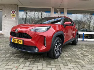 Toyota Yaris Cross 1.5 Hybrid 115 First Edition Nieuwprijs € 35.750 Trekhaak/Navi Full map/A.uitrij 