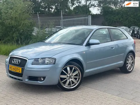 Audi A3 1.8 TFSI Attraction Airco 6Bak Lm velgen Onderhouden