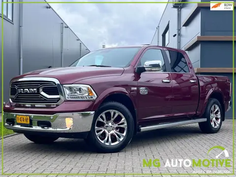 Dodge Ram 1500 5.7 V8 Crew Cab 6'4 | Longhorn | Luchtvering | RamBox | Fully dressed | LAGE CAT WAAR