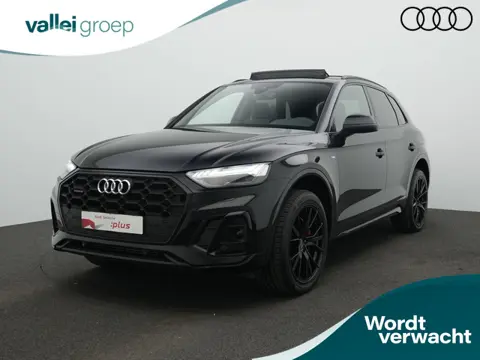 Audi Q5 50 TFSI e 299 pk Quattro S-Line | Panoramadak | Matrix LED | Leder/alcantara | Achteruitrijc
