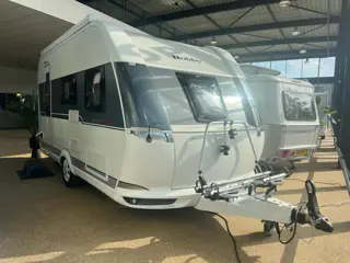 Hobby De Luxe Edition 440 SF Cassetteluifel Mover Voortent