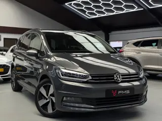 Volkswagen Touran 1.4 TSI Highline 7p CarPlay Trekhaak