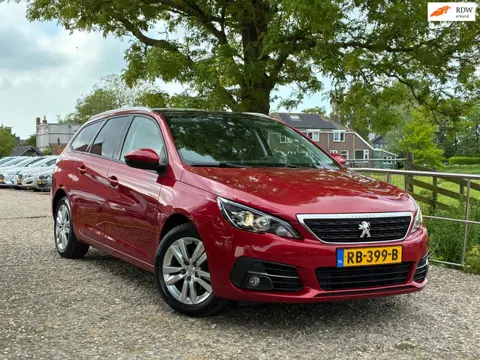 Peugeot 308 SW 1.2 PureTech Blue Lease Executive | Pano + Cruise + Navi Nu € 5.975,-!!!