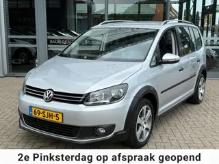 Volkswagen Touran 1.4 TSI Cross 7Persoons Climate Navi