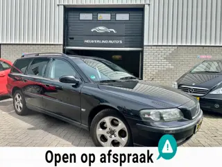 Volvo V70 2.4 Comfort Line | Automaat | Airco | Cruise | Trekhaak
