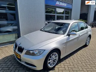 BMW 3-serie 318i / cruise control / trekhaak / nieuwe apk