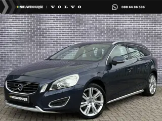 Volvo V60 2.0 T5 Summum | Trekhaak | Adaptieve Cruise Controle | Blis | Dakrails | Stoelverwarming |