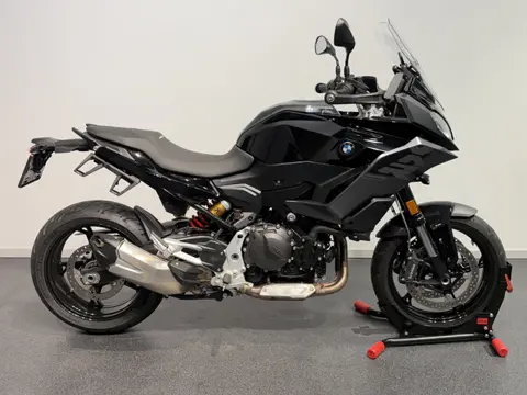 BMW F 900 XR (bj 2025)