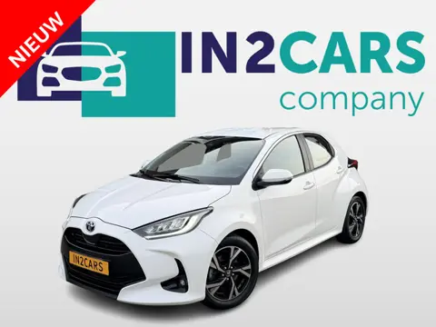 Toyota Yaris 1.5 Hybrid Dynamic *All-weather banden*Stoelverw.*