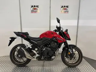 Honda CB500 Hornet E-Clutch (bj 2026)
