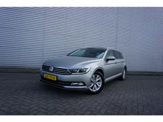 Volkswagen Passat Variant 1.6 TDI Business Edition Climate / Navi / Cruise / LED / Parkeers. / Trekh