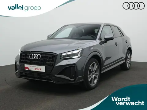 Audi Q2 35 TFSI 150 pk S-tronic S-Line | Trekhaak | Leder fijnnappa | Matrix LED | Achteruitrijcamer