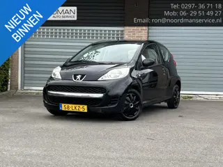 Peugeot 107 1.0-12V XR