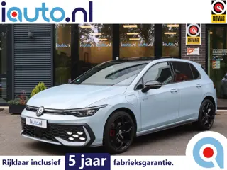 Volkswagen Golf 1.5 eHybrid 272pk GTE Black Style Pano/Leder/IQ.Light/360/Headup/DCC/Keyless/Elek. s
