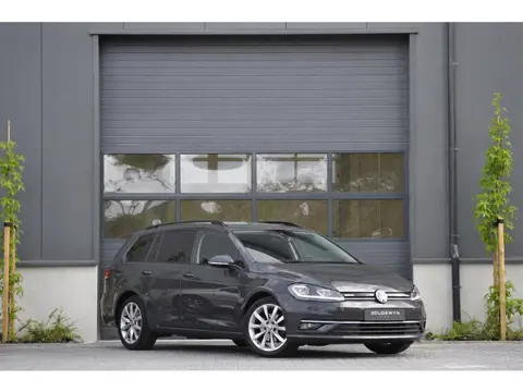 Volkswagen Golf Variant 1.5 TSI Highline Automaat | Digitaal Cockpit | Stoelverwarming