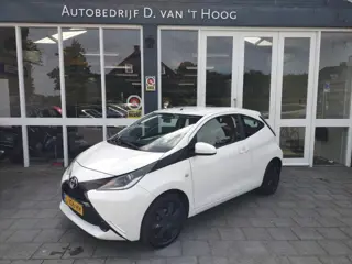 TOYOTA AYGO 1.0 VVT-I X-PLAY