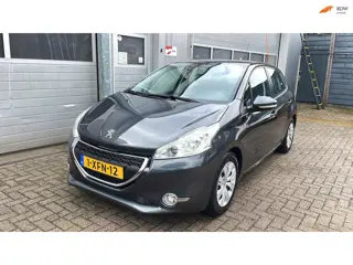 Peugeot 208 1.2 VTi Blue Lease Executiv-Airco-Cruise-New APK