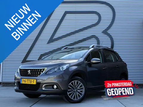 Peugeot 2008 1.2 PureTech Blue Lion 2e Eigenaar|Navi|Airco|Pano|Carplay|Cruise|Trekhaak|PDC|N.A.P|Ni