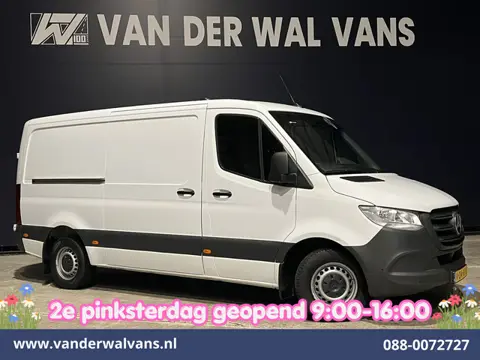 Mercedes-Benz Sprinter 317 CDI 170pk L2H1 Euro6 Airco | Camera | Navigatie | Apple Carplay | Cruisec